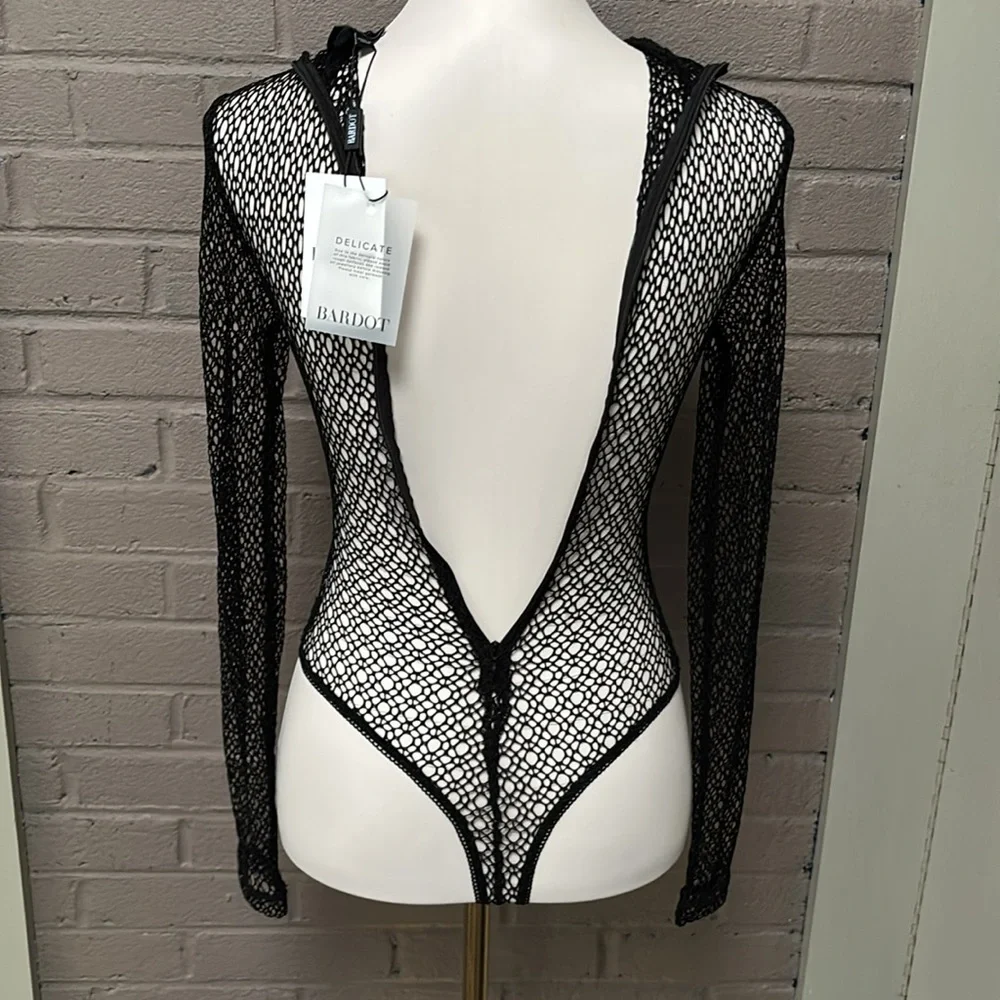 Bardot NWT Aubree Black Stretch Lace  Bodysuit XS/2